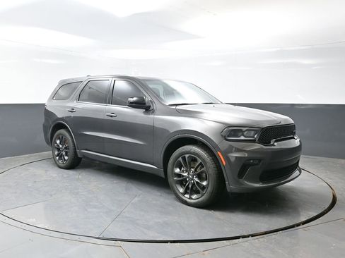Used 2021 Dodge Durango SXT image 3