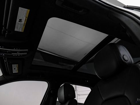 Used 2023 Porsche Cayenne image 35