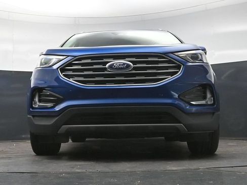Used 2020 Ford Edge Titanium w/ Class II Trailer Tow Package AWD/4WD image 25