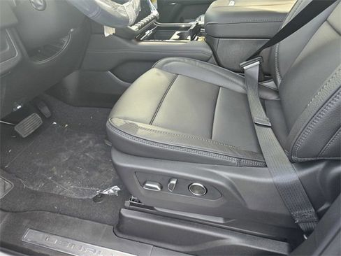 New 2026 GMC Yukon XL Denali w/ Sun & Power Step Package image 19