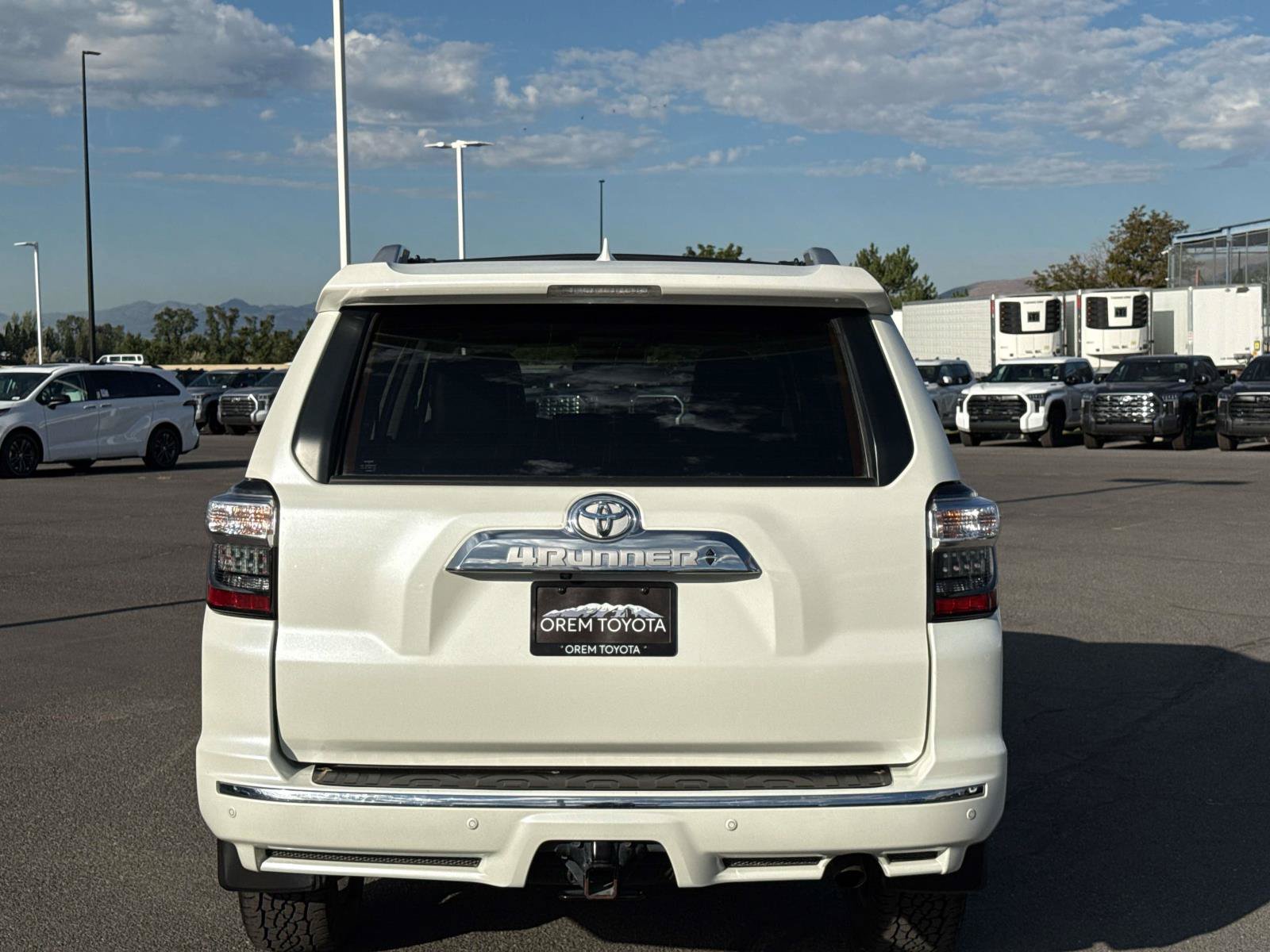 Used 2023 Toyota 4Runner Limited AWD/4WD image 4