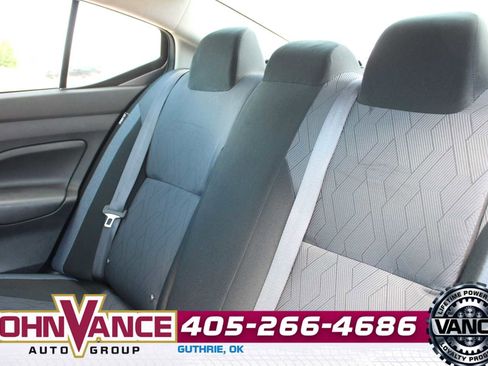 Used 2024 Nissan Versa SV FWD image 19