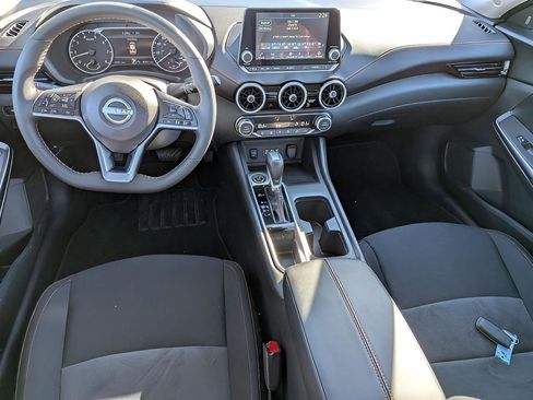 Certified 2025 Nissan Sentra SR FWD image 21