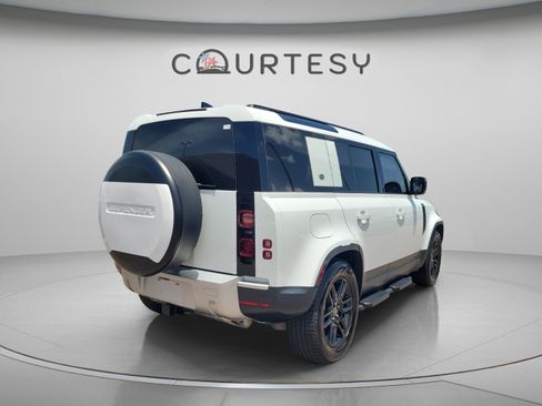 Used 2024 Land Rover Defender 110 S AWD/4WD image 3