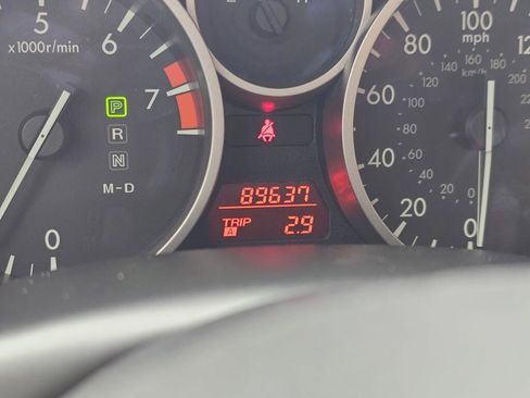 Used 2010 MAZDA MX-5 Miata Grand Touring w/ Premium Pkg image 22