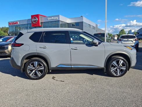 Certified 2023 Nissan Rogue SL w/ SL Premium Package AWD/4WD image 8