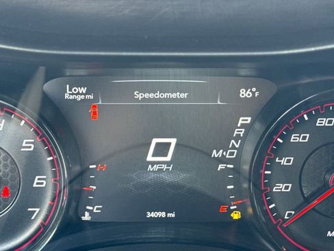 Used 2017 Dodge Charger R/T RWD image 18