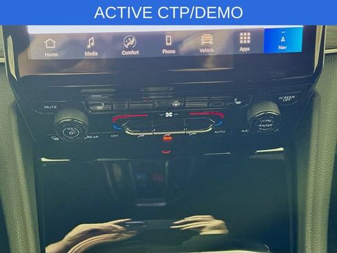 New 2025 Jeep Grand Cherokee Limited AWD/4WD image 16