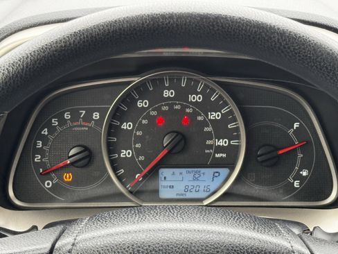 Used 2015 Toyota RAV4 LE image 17