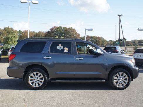 Used 2016 Toyota Sequoia Platinum image 20