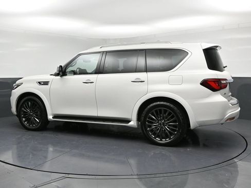 Used 2023 INFINITI QX80 Sensory w/ All-Season Package image 33