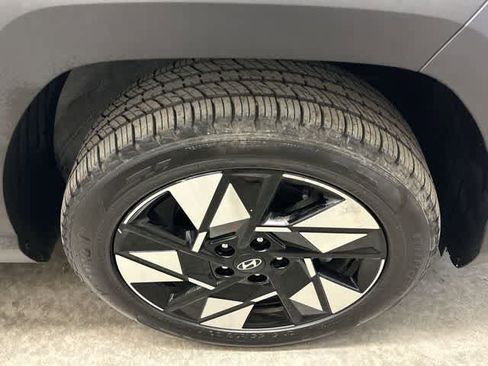 Used 2024 Hyundai Kona SEL w/ Convenience Package image 5