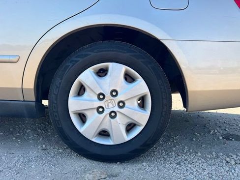 Used 2004 Honda Accord LX image 14