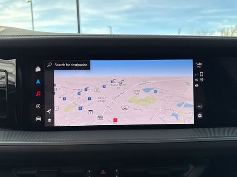 Used 2024 Porsche Cayenne Base image 19