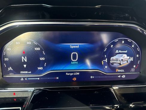 Used 2024 Chevrolet Silverado 1500 LT image 15