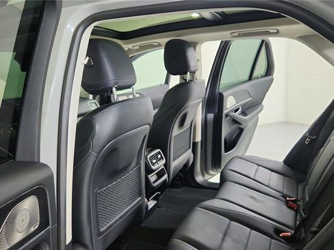 Used 2024 Mercedes-Benz GLE 450 4MATIC image 25