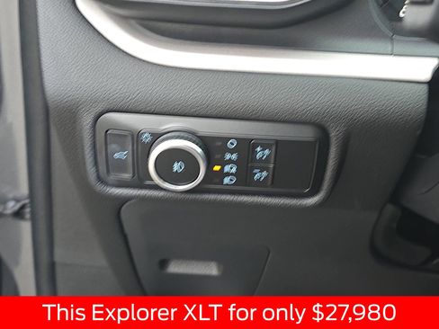 Used 2023 Ford Explorer XLT w/ Equipment Group 202A image 36