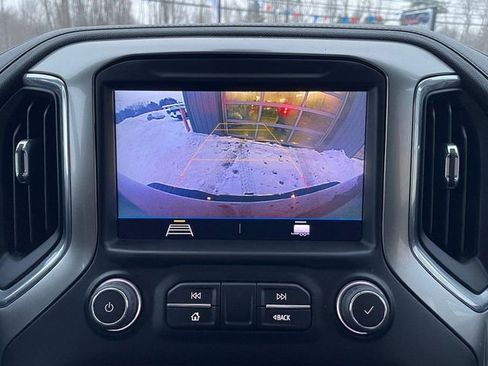 Used 2021 Chevrolet Silverado 2500 LT w/ Convenience Package image 16