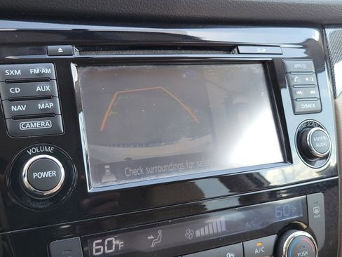 Used 2015 Nissan Rogue SL w/ SL Premium Package image 58