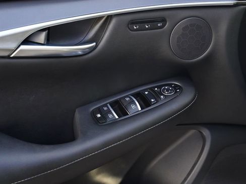 Used 2025 INFINITI QX50 Luxe image 31