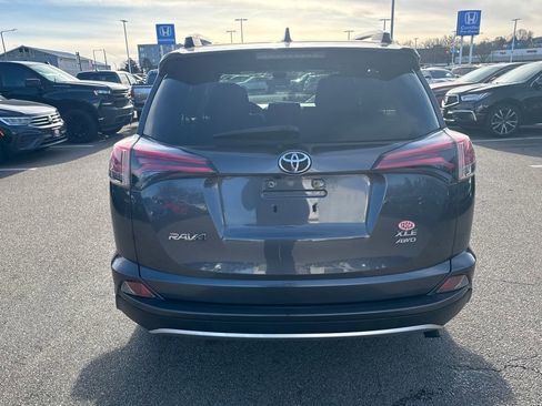 Used 2018 Toyota RAV4 XLE image 6