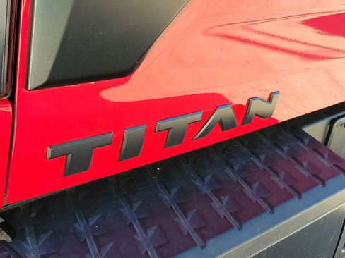 Certified 2020 Nissan Titan PRO-4X w/ Pro-4x Convenience Package image 11