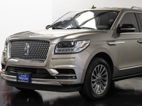 Used 2020 Lincoln Navigator 2WD image 7