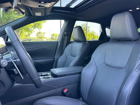 Certified 2025 Lexus RX 350 w/ Convenience Package AWD/4WD image 30