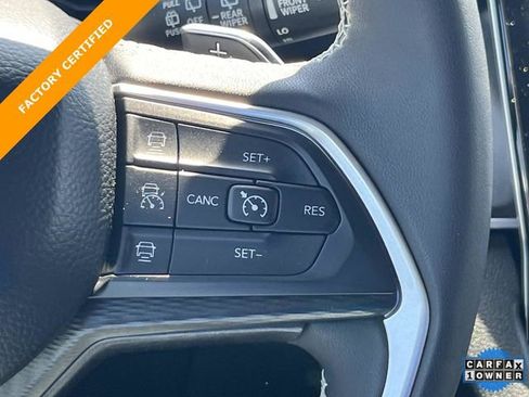 Certified 2024 Jeep Grand Cherokee L Altitude AWD/4WD image 32