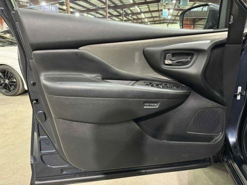 Used 2017 Nissan Murano SL w/ SL Technology Package FWD image 27