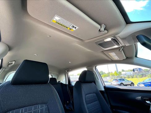 Used 2024 Honda HR-V LX image 13