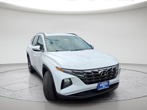 Used 2022 Hyundai Tucson SEL w/ Convenience + Premium Package AWD/4WD image 4