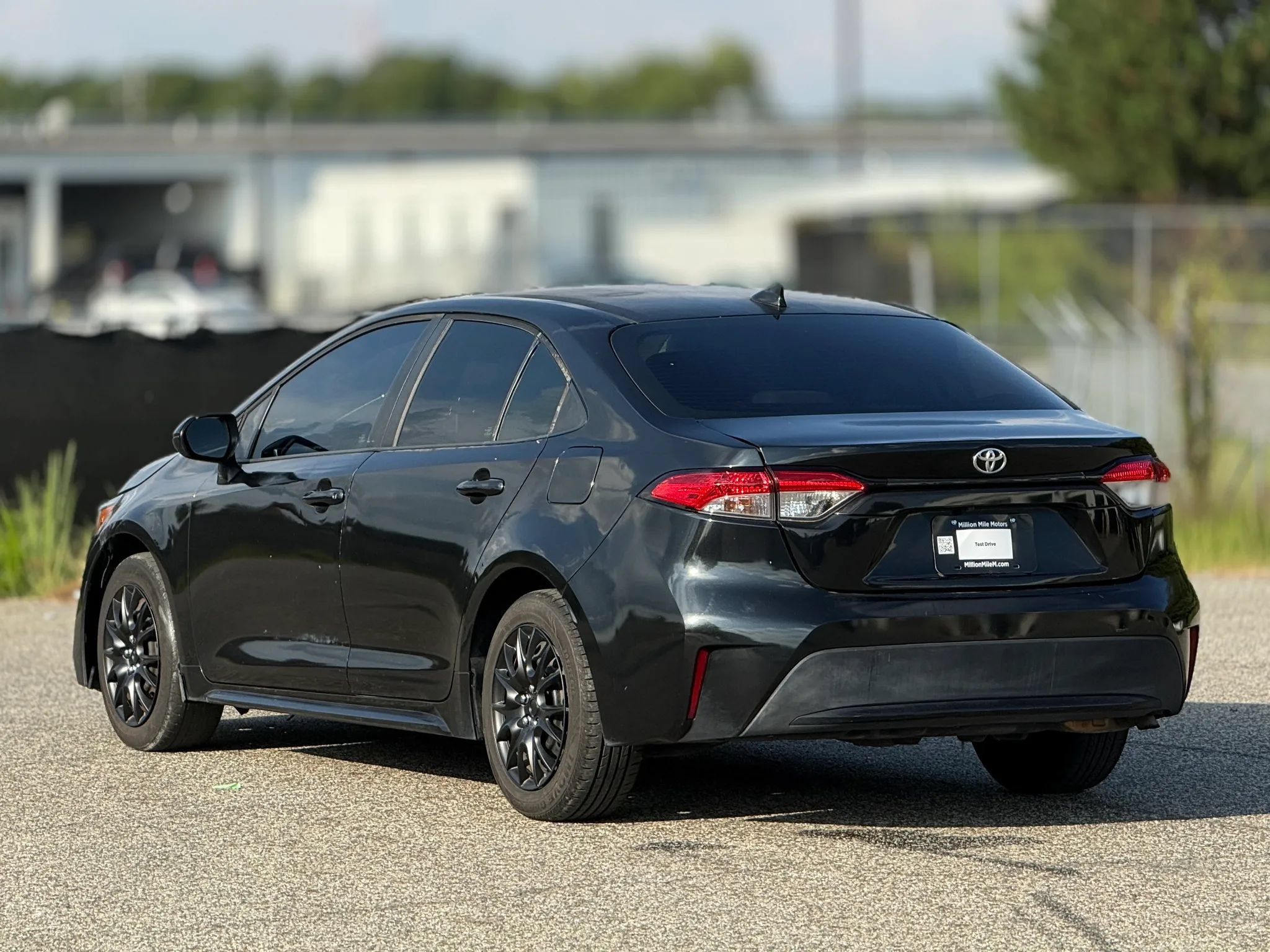 Used 2021 Toyota Corolla LE FWD image 10