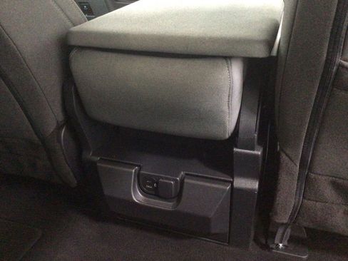 Used 2023 Ford F150 XLT AWD/4WD image 24