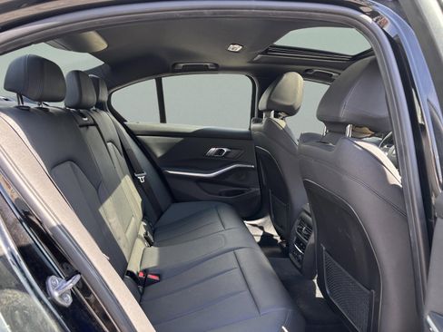 Used 2020 BMW 330i Sedan w/ Convenience Package image 29