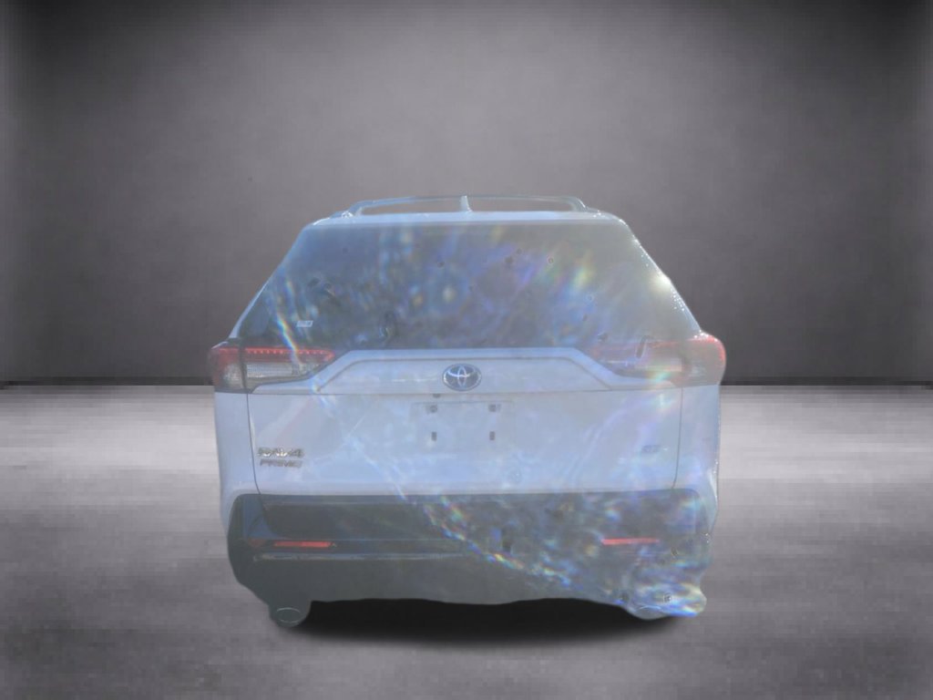 Used 2021 Toyota RAV4 SE w/ Weather & Moonroof Package AWD/4WD image 10
