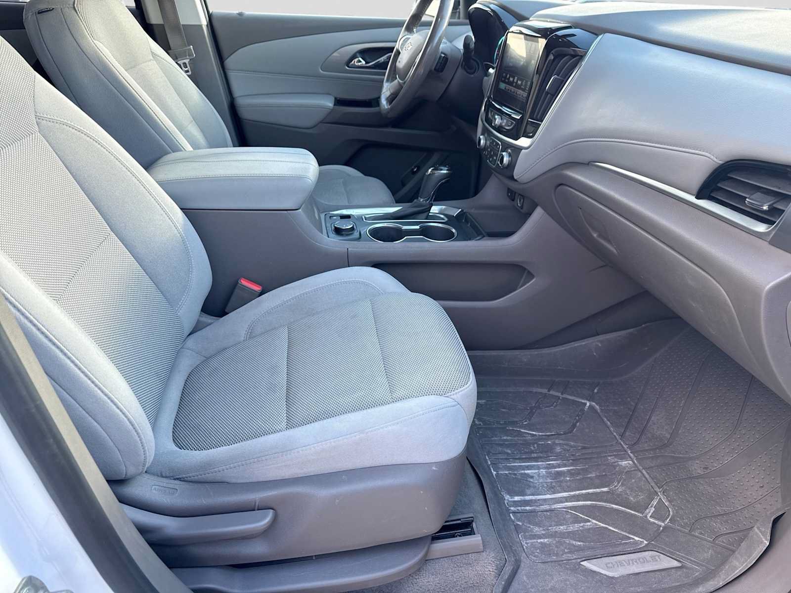 Used 2019 Chevrolet Traverse LT w/ LPO, Floor Liner Package AWD/4WD image 22