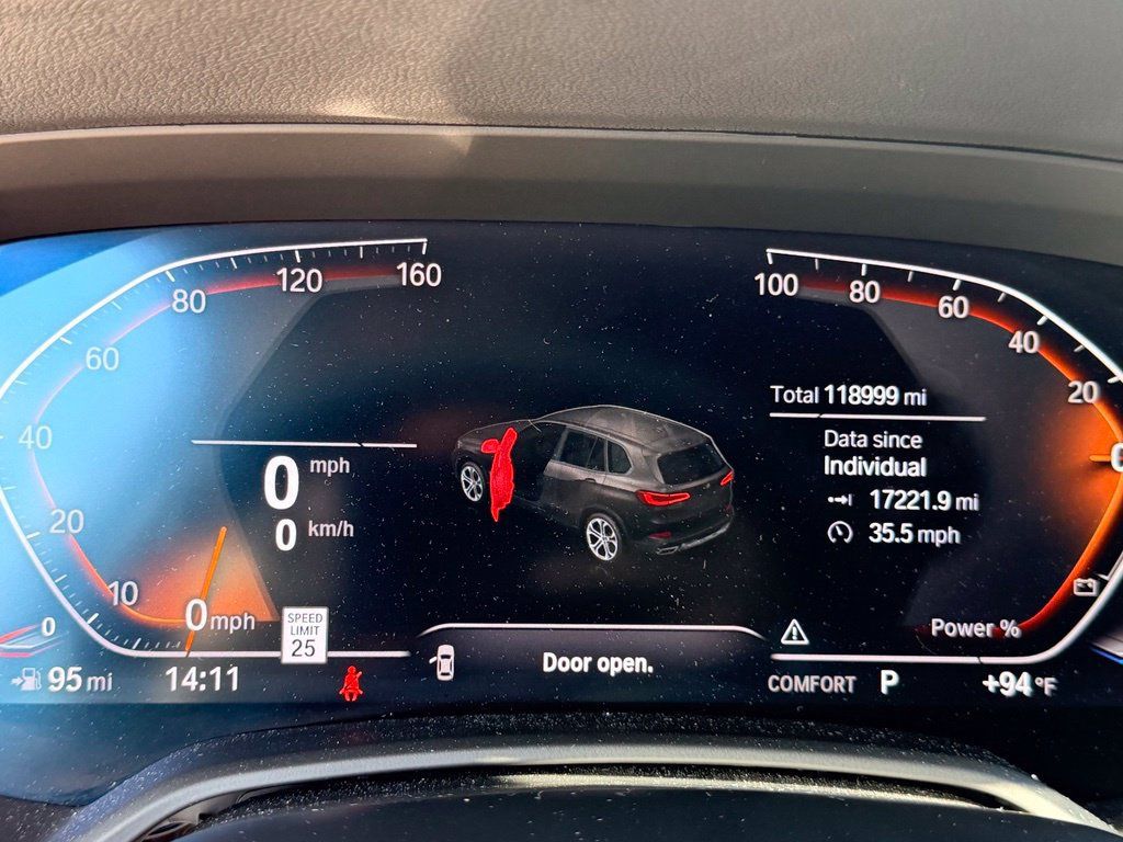 Used 2022 BMW X5 sDrive40i w/ Premium Package RWD image 11