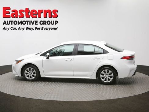 Used 2024 Toyota Corolla LE image 59