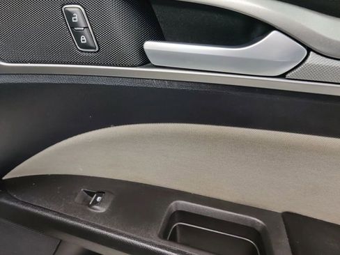 Used 2020 Ford Fusion S image 19