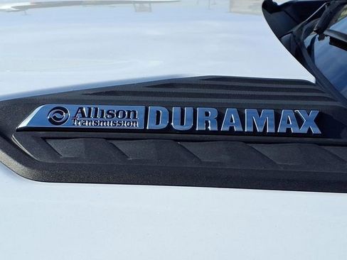 Used 2023 Chevrolet Silverado 2500 LT AWD/4WD image 8