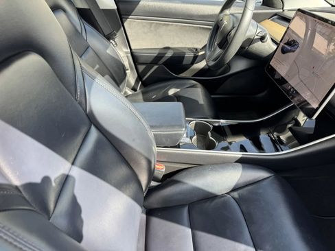 Used 2020 Tesla Model 3 Performance image 6