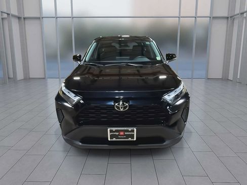 Used 2024 Toyota RAV4 LE AWD/4WD image 3