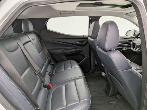 Used 2022 Chevrolet Bolt EUV Premier w/ Sun & Sound Package image 21