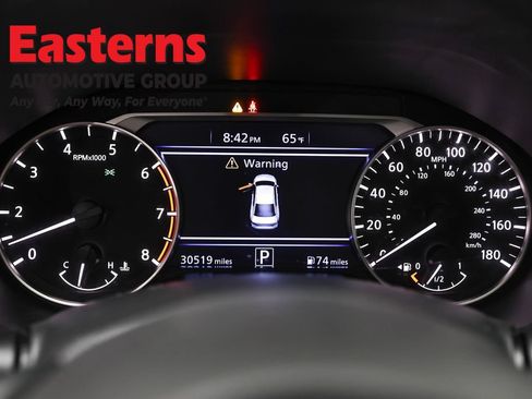 Used 2022 Nissan Altima 2.0 SR FWD image 18