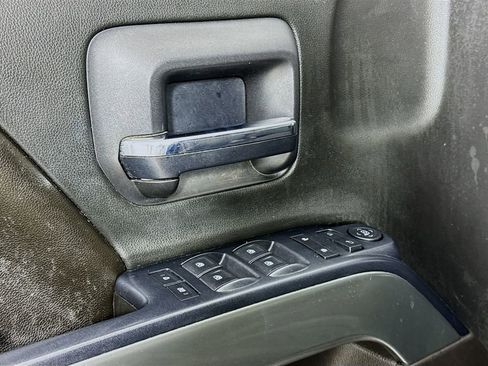 Used 2017 Chevrolet Silverado 1500 LT w/ All Star Edition image 18