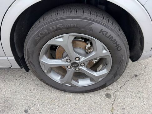 Used 2024 Ford Escape ST-Line FWD image 12
