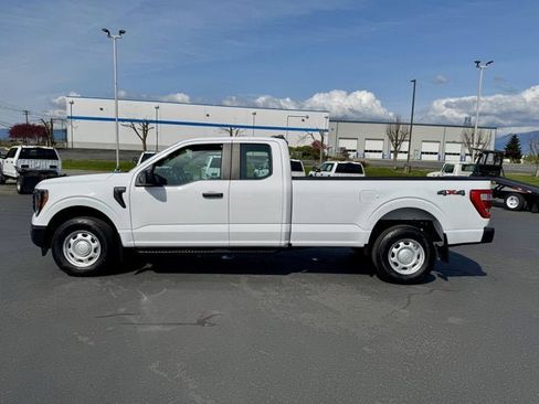 Used 2023 Ford F150 XL w/ Trailer Tow Package image 7