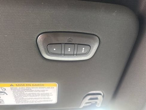 Used 2026 RAM 1500 Laramie AWD/4WD image 14