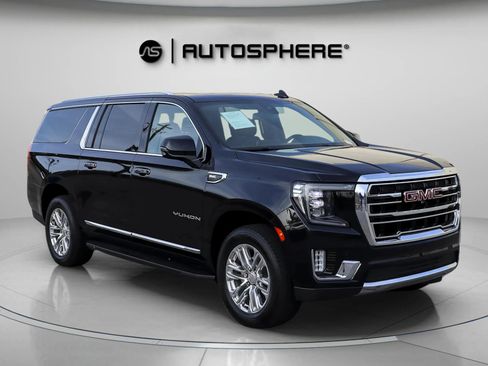Used 2022 GMC Yukon XL SLT w/ SLT Premium Package AWD/4WD image 12